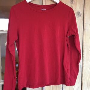 Lands end large dark red, long sleeve, great condition, shape fitted